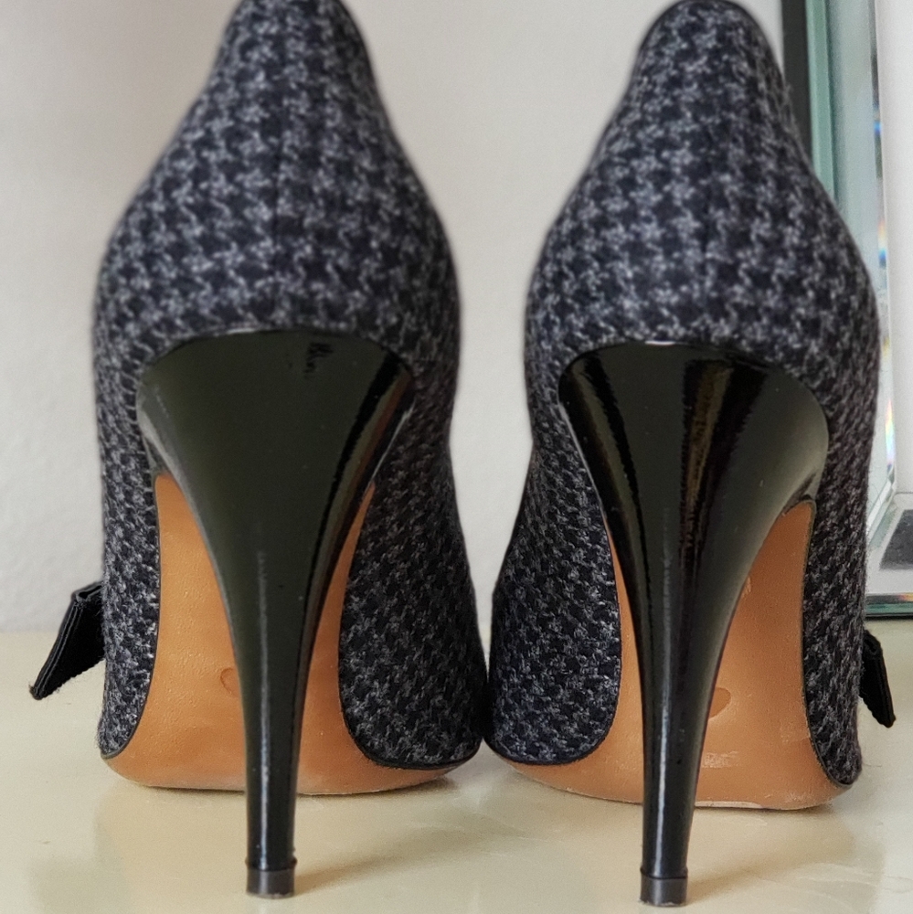 Moschino Black Pumps